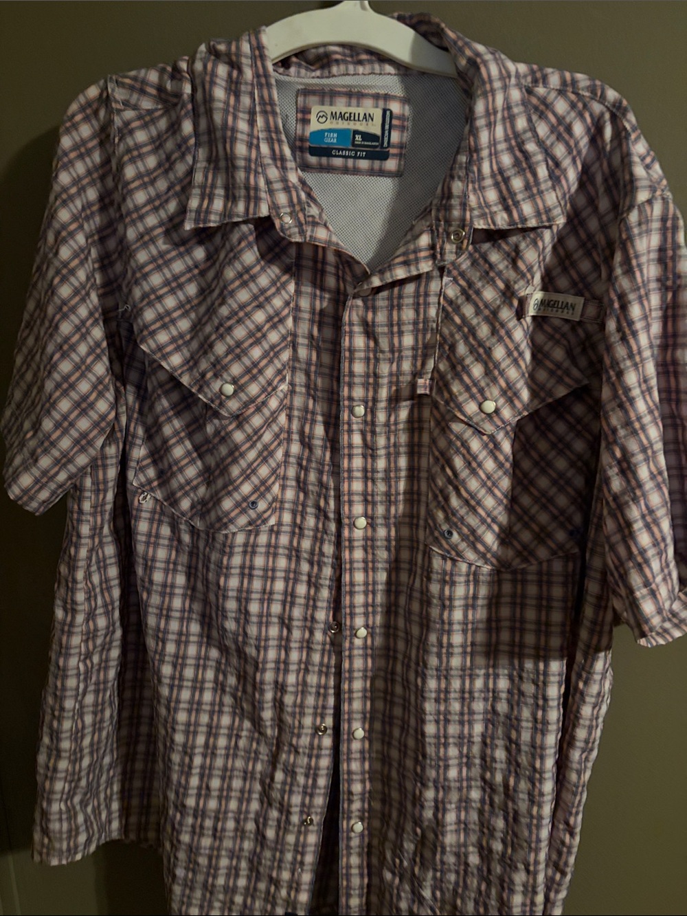 Magellan Outdoors Men's blue and pinkish Plaid Short Sleeve Button xl pearl butt